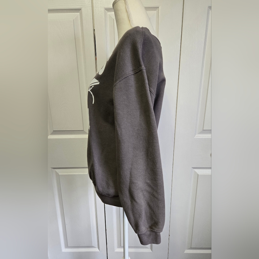 Gray Buffalo Bills Mafia Table Breaking Sweatshirt - Picture 4 of 7